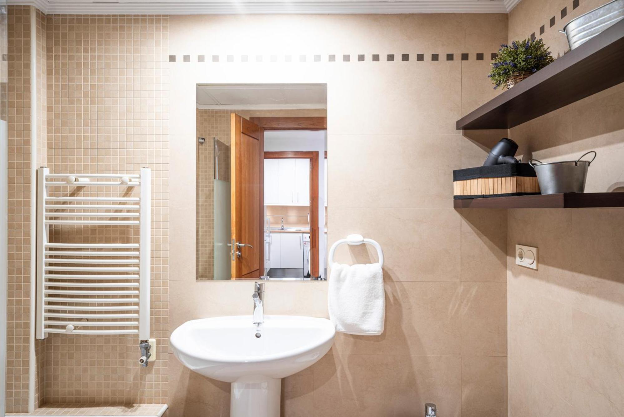 Enjoygranada Emir 3B Y Parking Διαμέρισμα Εξωτερικό φωτογραφία